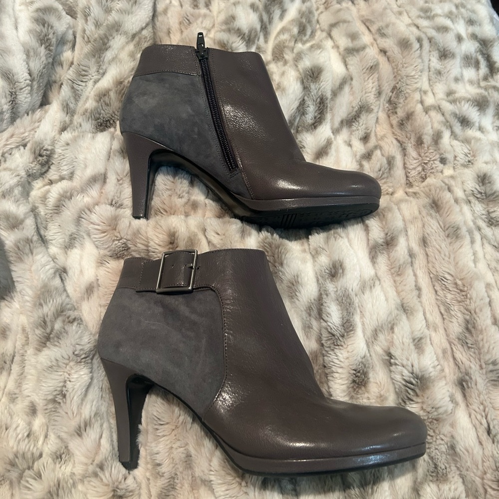 Gorgeous booties!